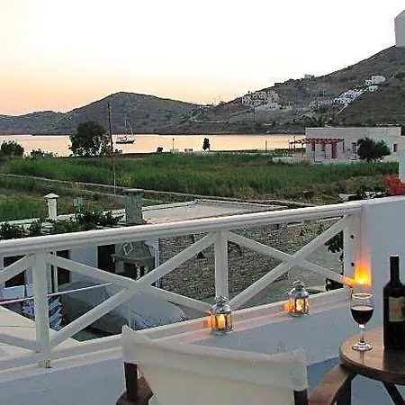 Helena Hotel 2*