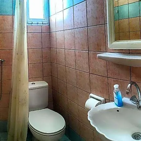 Helena Hotel 2*